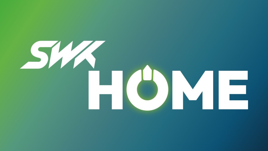 SWK HOME Logo mit grün-blauem Farbverlauf. Der Buchstabe O in Home ähnelt einem On-/Off-Symbol.