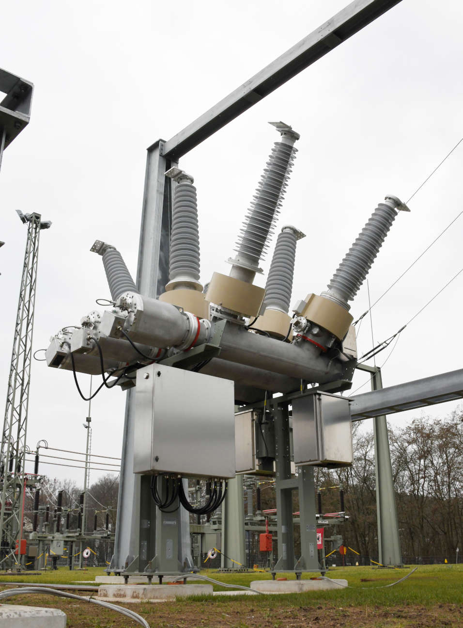 Umspannwerk bei der 110 kV Prüfung auf Gelände