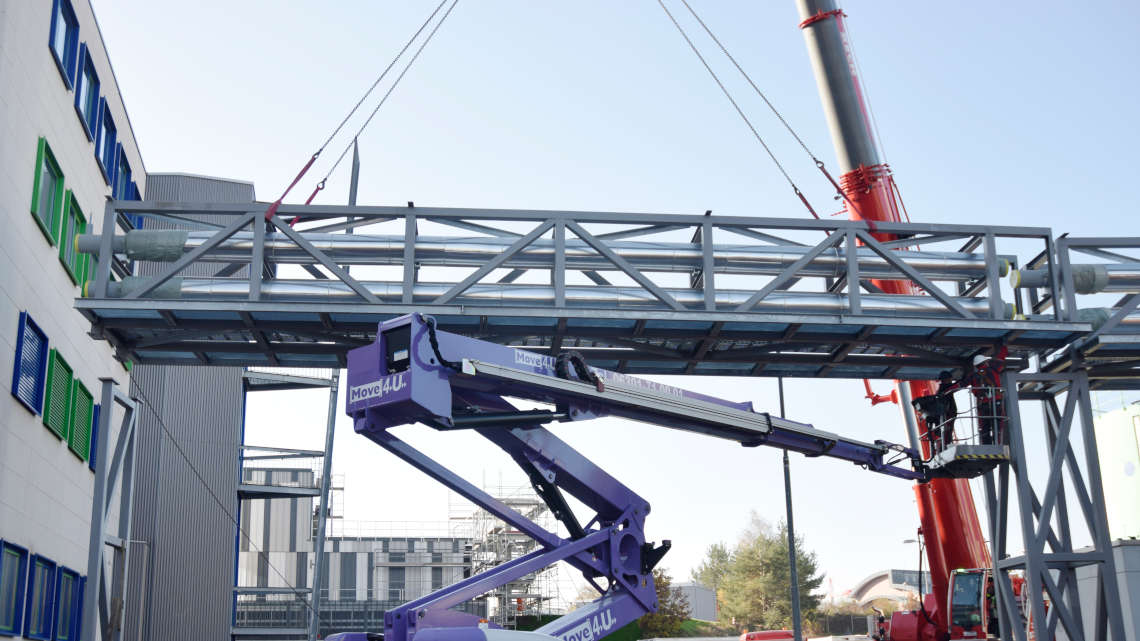 Außenbereich Standort Karcherstraße Rohrbrücke während der Modernisierung